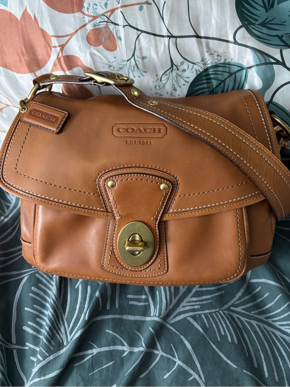 Coach Saddle Brown Leather Messenger with Brass Turn-Lock - Picture 2 of 10